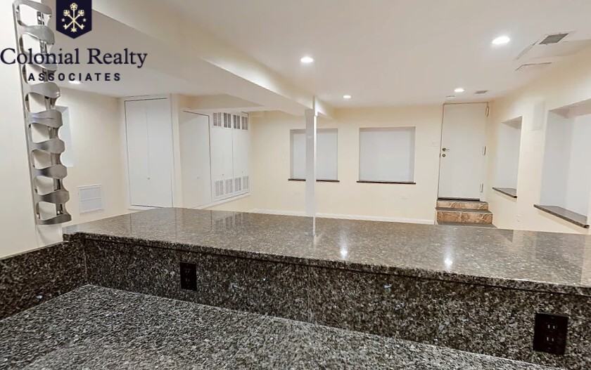 27 Saint Marys Ct #13 - Photo 6 of 17