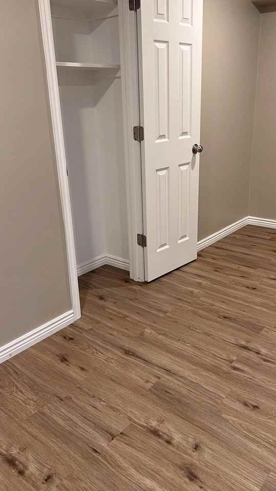 100 W #1A - Photo 4 of 5