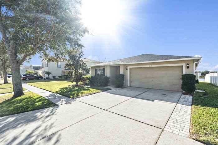 5131 Dancing Bay Ln - Photo 2 of 26