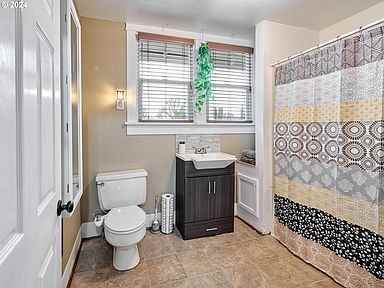 85 Townhouse Way #14 - Photo 3 of 28