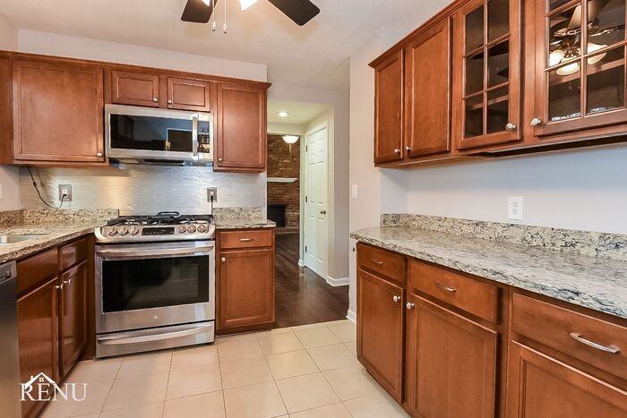 461 Barnesdale Dr - Photo 2 of 18