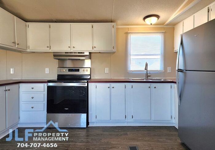 6870 Frankfurt Dr - Photo 3 of 28