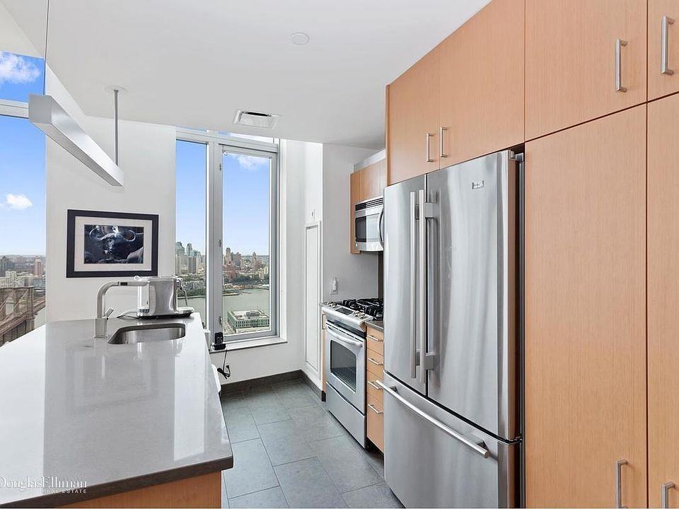 33 Park Row #48V - Photo 4 of 7