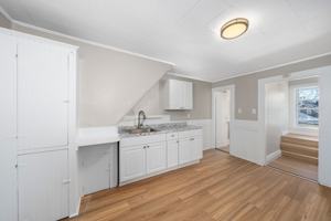 featured image of 27 Glendale Street