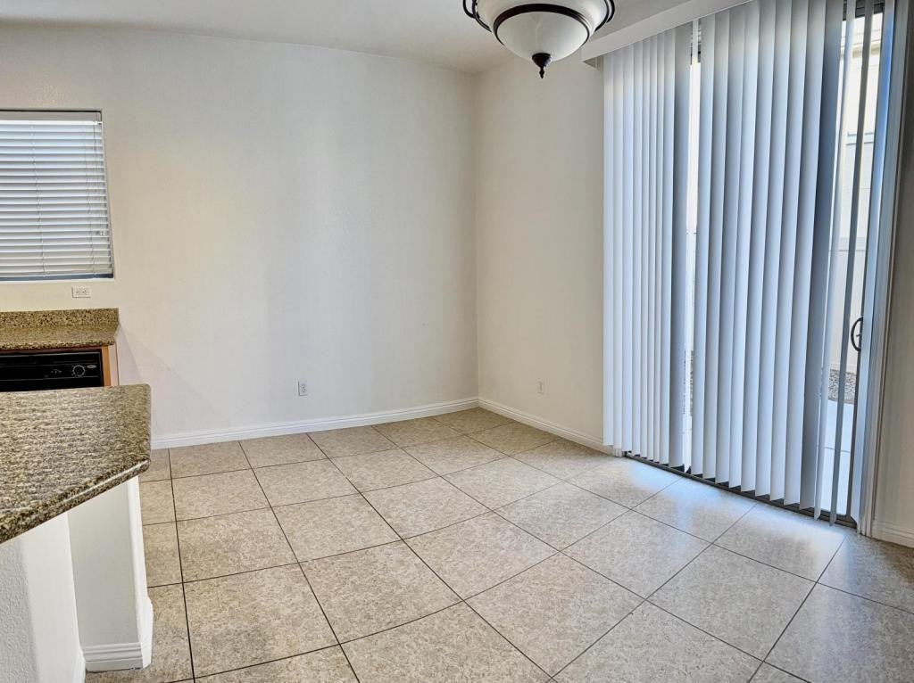 3524 Tesoro Del Valle Ct - Photo 4 of 16