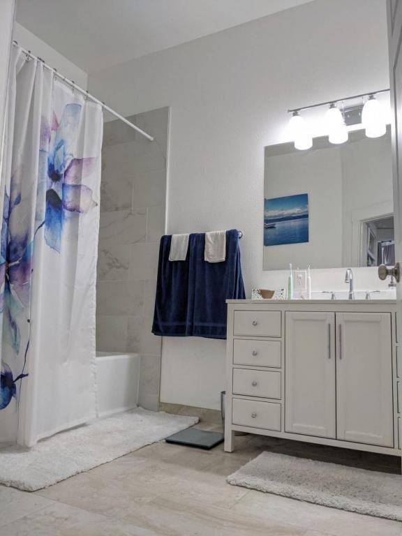 3622 Adeline St #3622 - Photo 3 of 8