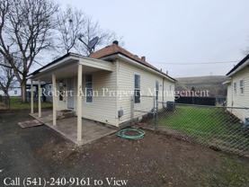 203 Se 17th St - Photo 1 of 1