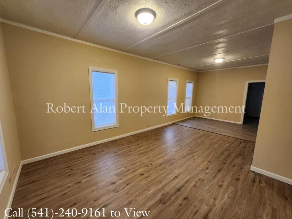 203 Se 17th St - Photo 6 of 6