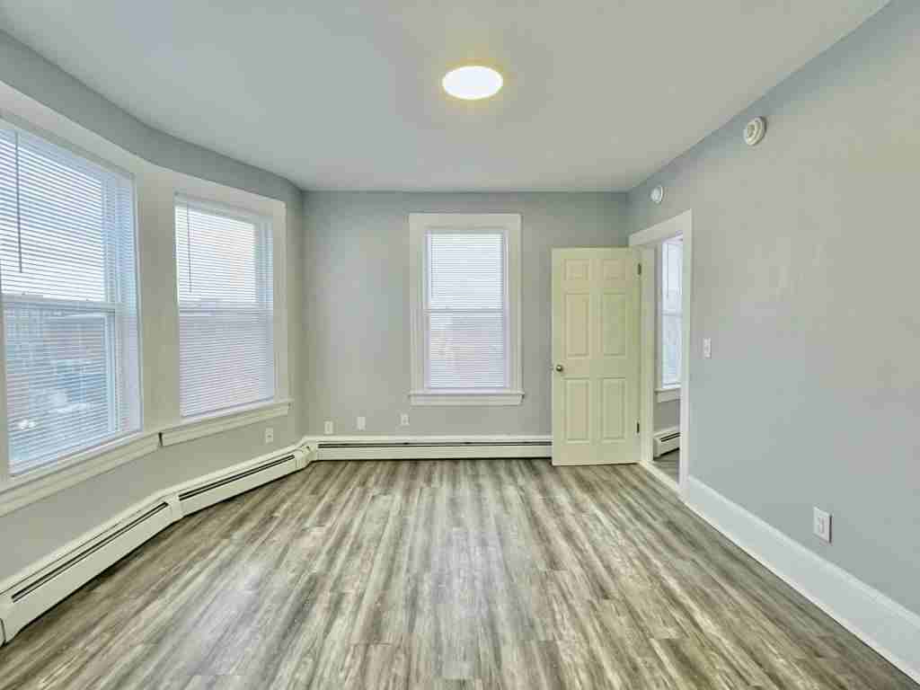 69 Lincoln St - Photo 7 of 7