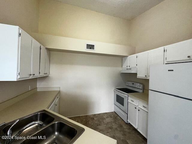 7400 N Highway 1 - Photo 4 of 15