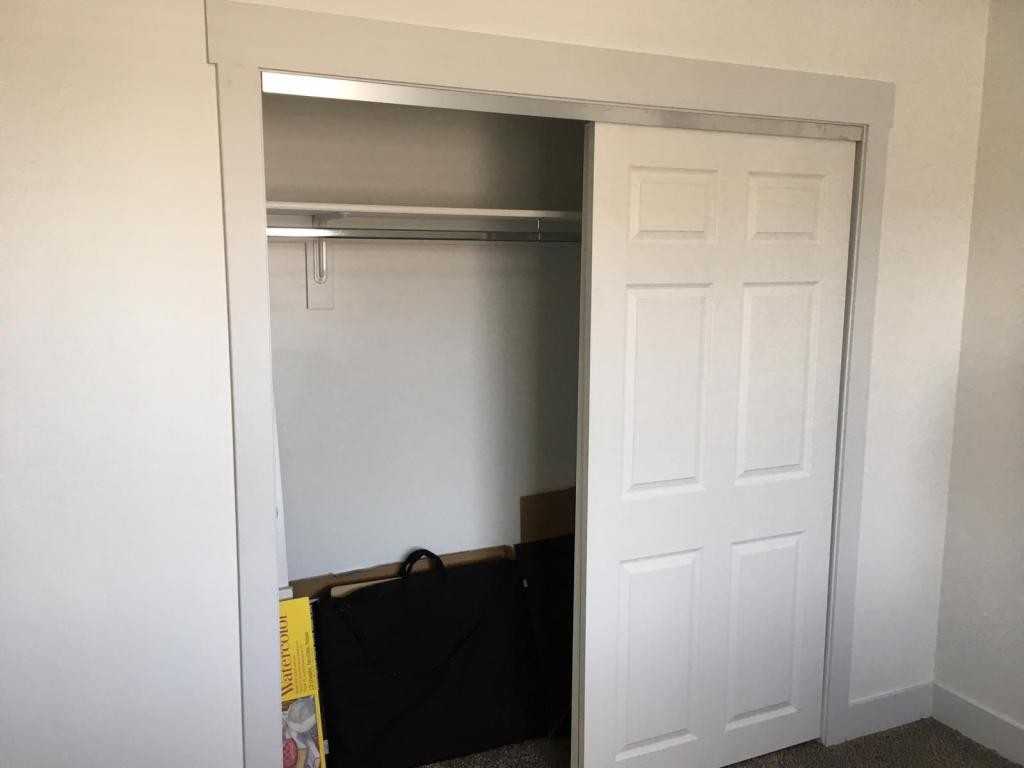 534 W 1045 N - Photo 7 of 27