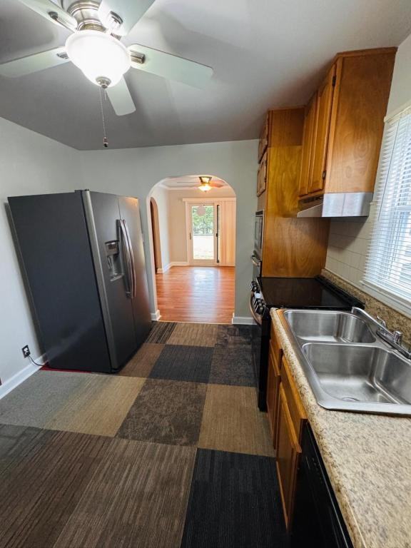 277 Maloney Road - Photo 7 of 26