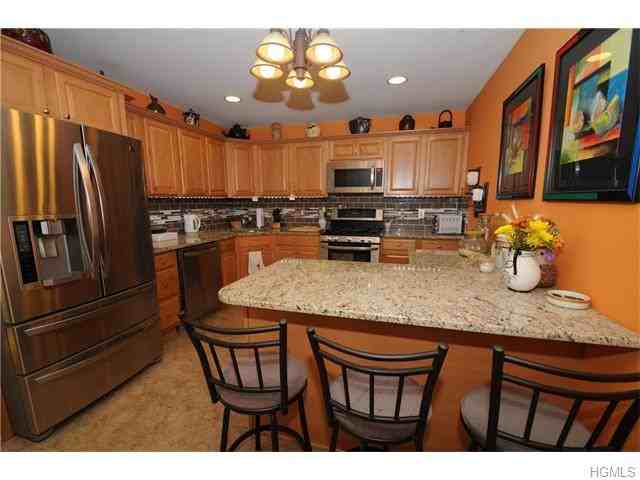 16 W Railroad Ave - Photo 2 of 30