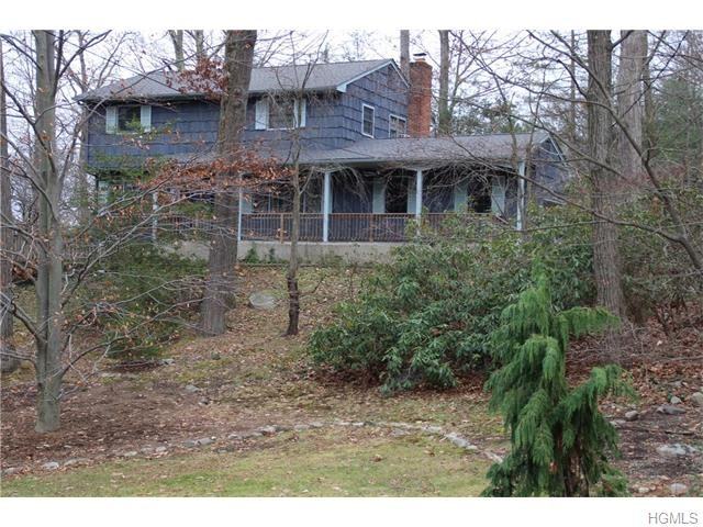 19 Fawn Hill Rd - Photo 2 of 30