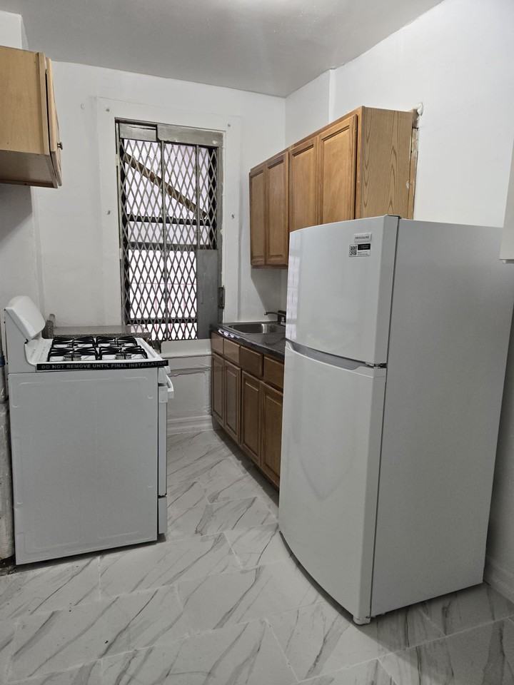 922 Elsmere Place #42 - Photo 3 of 5