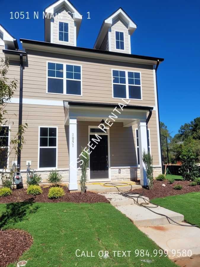 1051 North Main Street #1