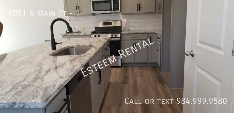 1051 N Main St #1 - Photo 7 of 24