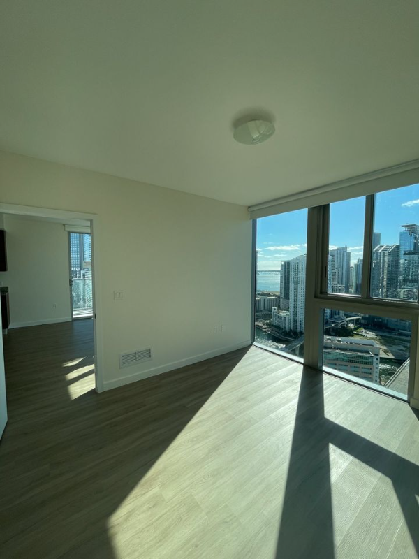 34 Southwest 1st Street - Photo 5 of 20