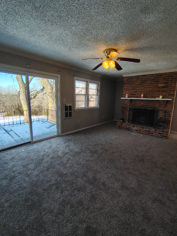 1725 N Phillips Rd - Photo 2 of 8
