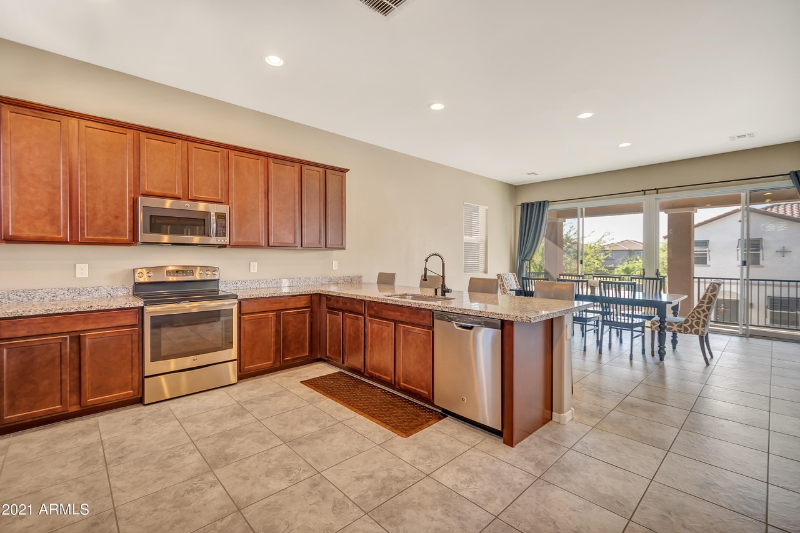 4164 E Toledo St - Photo 6 of 22