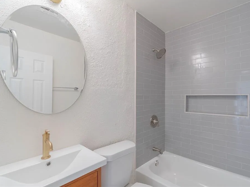 1200 Sandra Dr - Photo 3 of 8