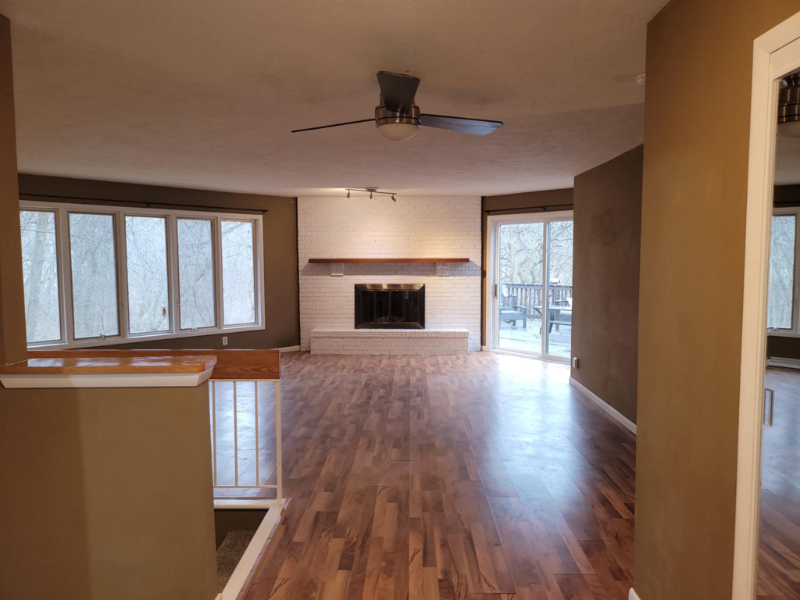 6466 Thorncrest Dr - Photo 3 of 17