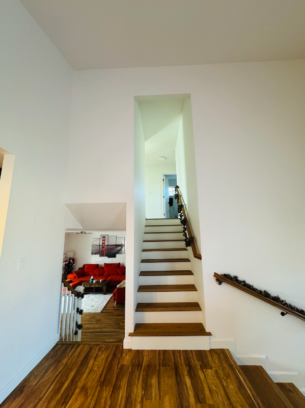 687 Geraldine St - Photo 5 of 20