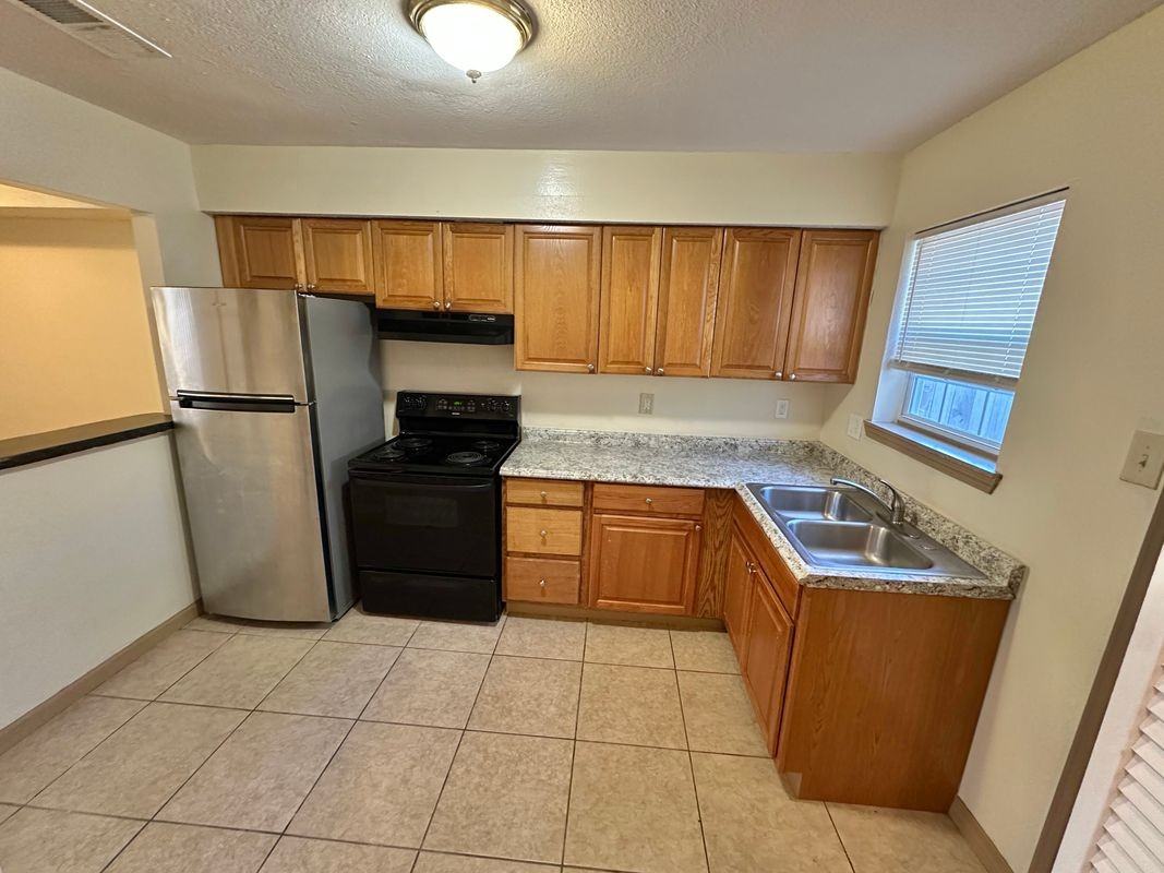 1308 Cartier Dr ##A - Photo 3 of 11