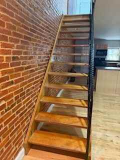 831 Woodward St - Photo 3 of 22