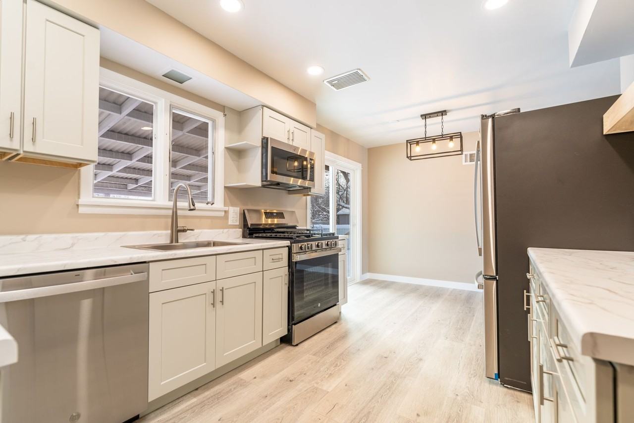 204 19th Ave Nw - Photo 5 of 31