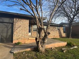 featured image of 3310 Sw Salinas Dr
