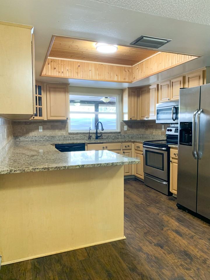 2634 Barksdale Ct #63B - Photo 3 of 20