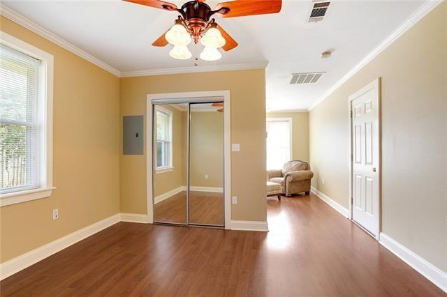 5004 Perlita St - Photo 2 of 6