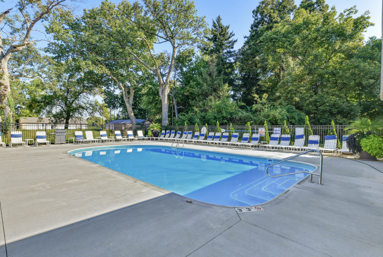 Addison Woods - Photo 3 of 46