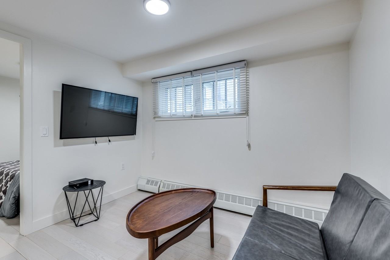 The Normandie - 1425 Haro - Photo 2 of 50