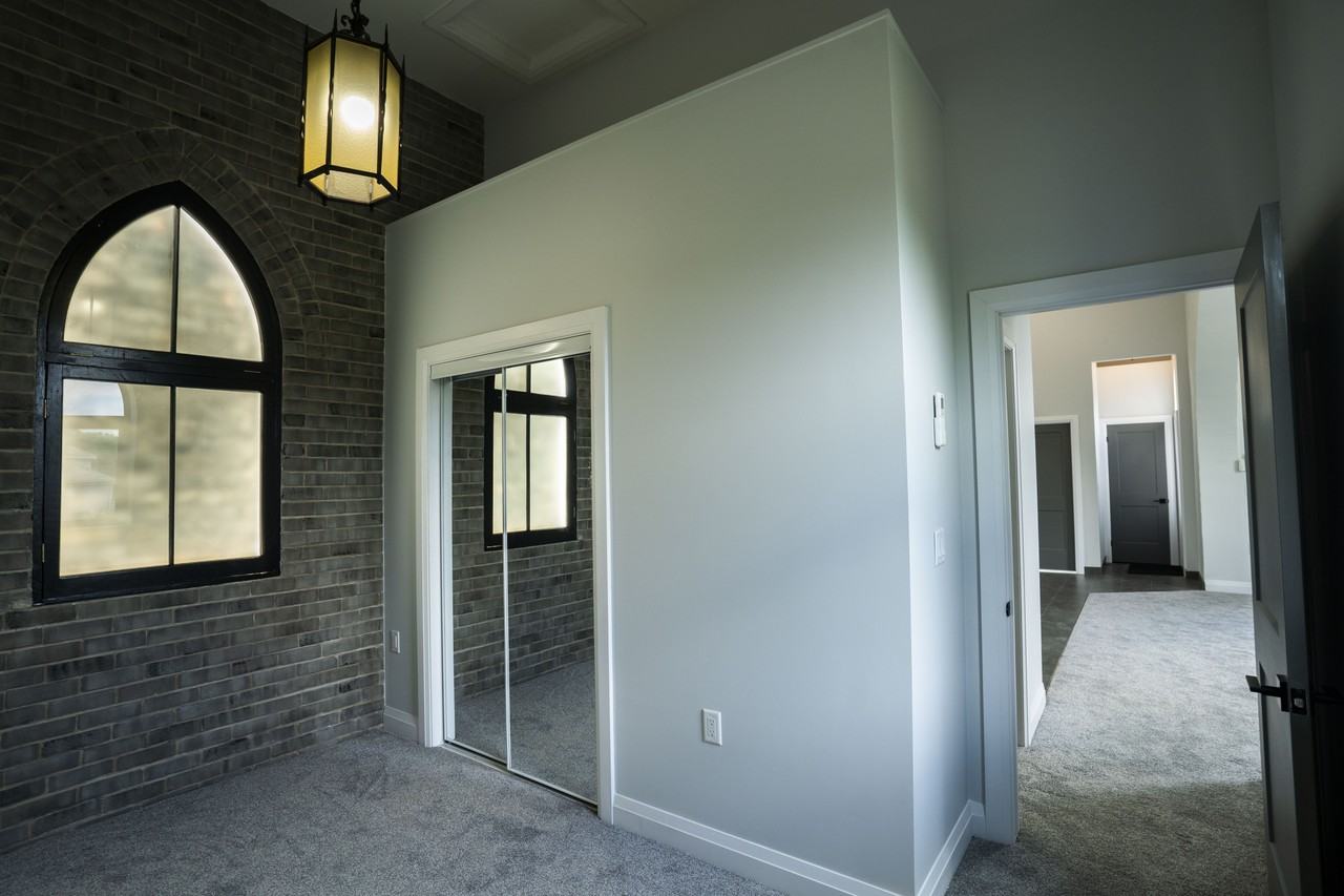 Heritage Church Apartments Brantford - 2 Bed Apartment - Photo 7 of 8