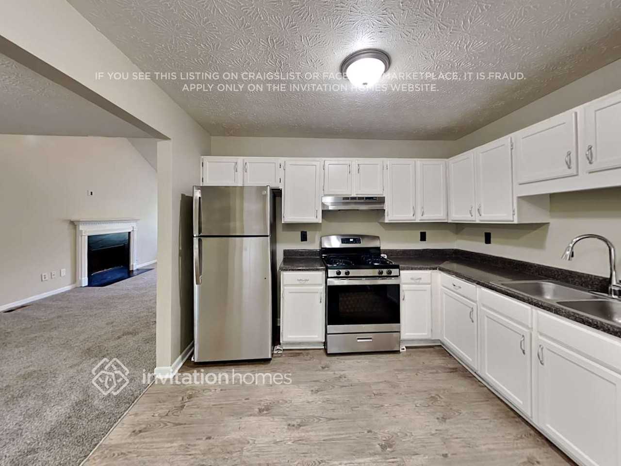 1333 Regal Heights Dr - Photo 7 of 20