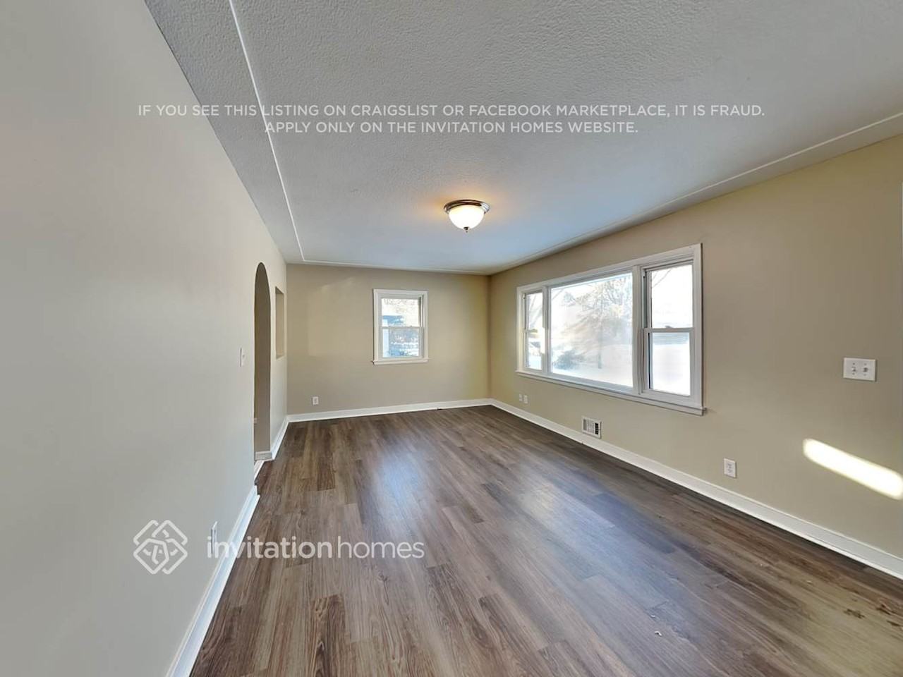6631 Fridley St Ne - Photo 6 of 22