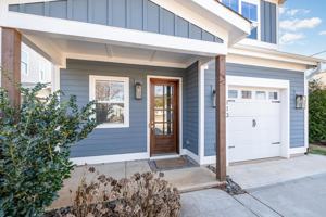 featured image of 113 Grand Ave