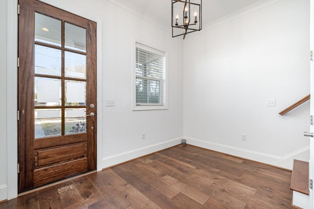 113 Grand Ave - Photo 4 of 25