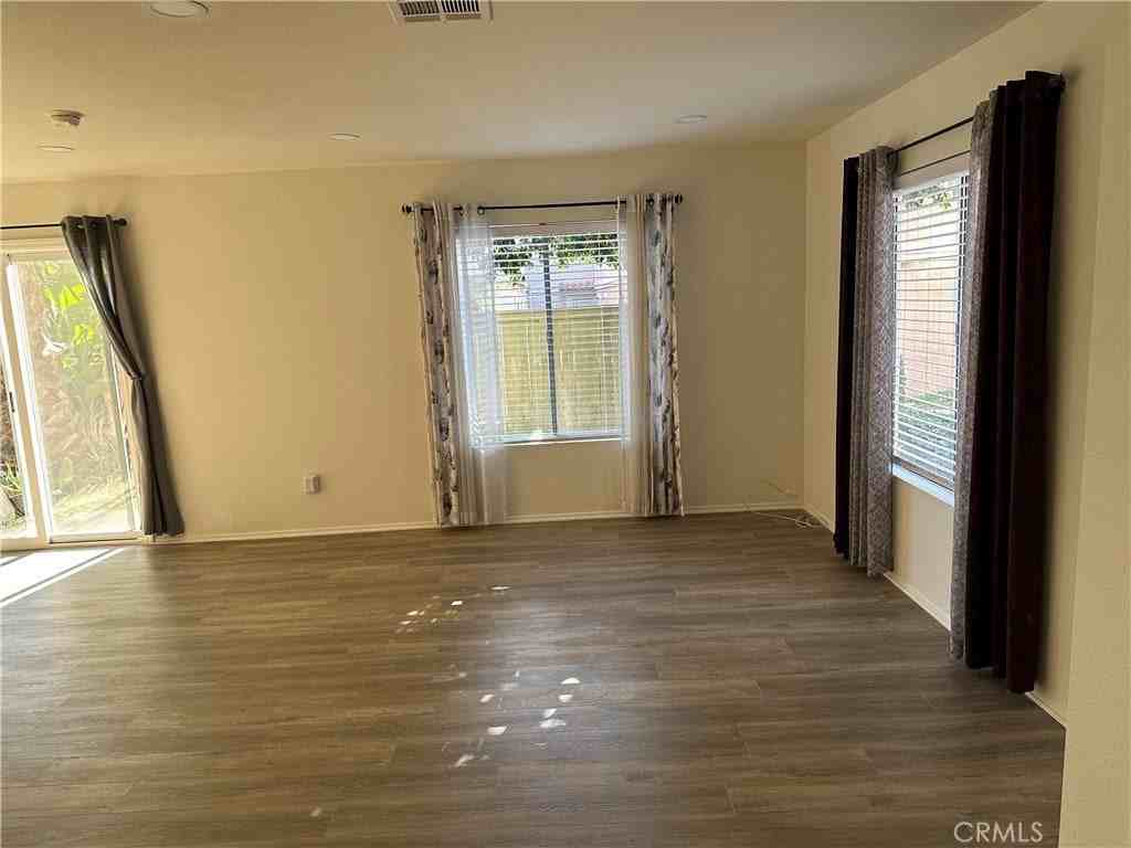 8367 Sunset Trail Pl - Photo 2 of 13