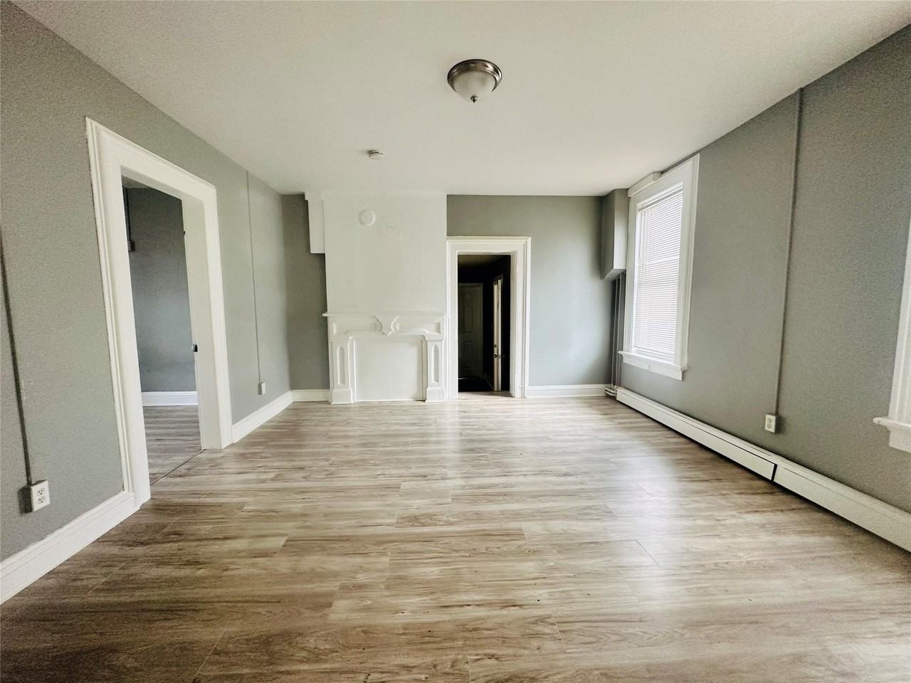 19 S Bridge St - Photo 2 of 15