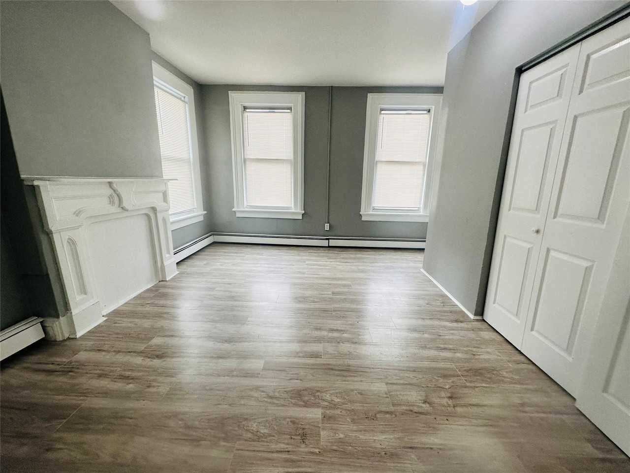 19 S Bridge St - Photo 6 of 15