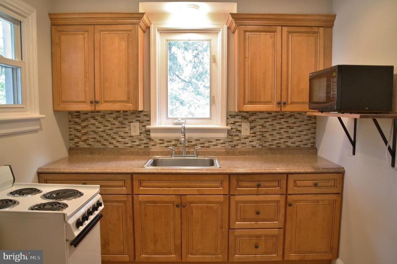 2722 Walnut Street - Photo 2 of 12