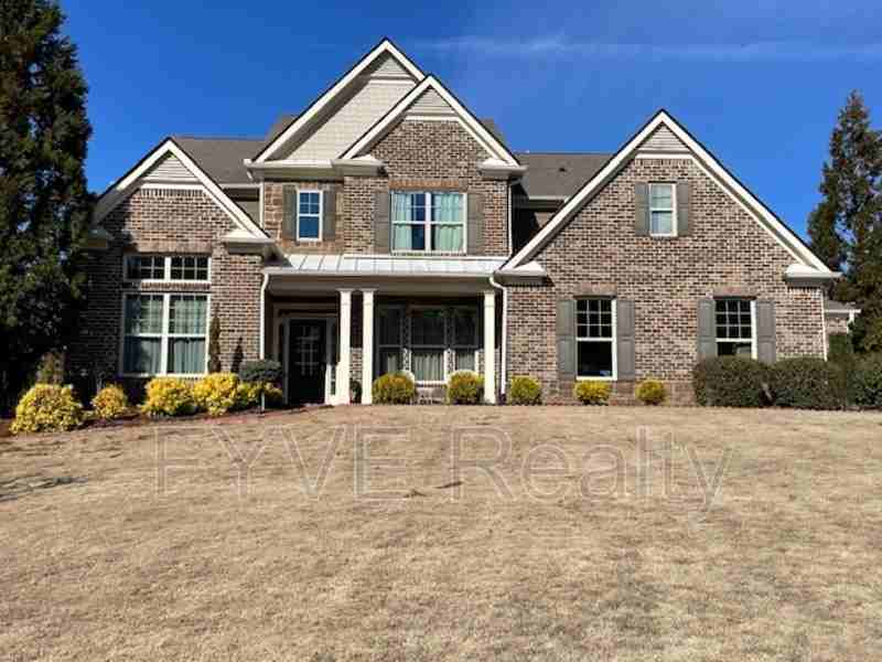 6615 Tulip Garden Way