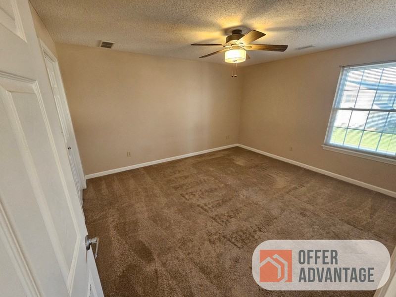 491 Burroughs Dr - Photo 2 of 3