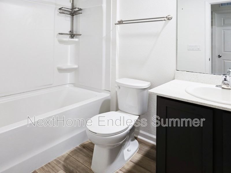 35 Mustard Hill Ct - Photo 6 of 10