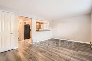 featured image of 4725 S Acoma St