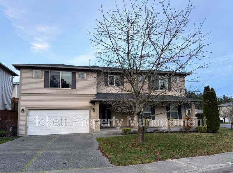 560 Nw Arendal Way - Photo 2 of 28