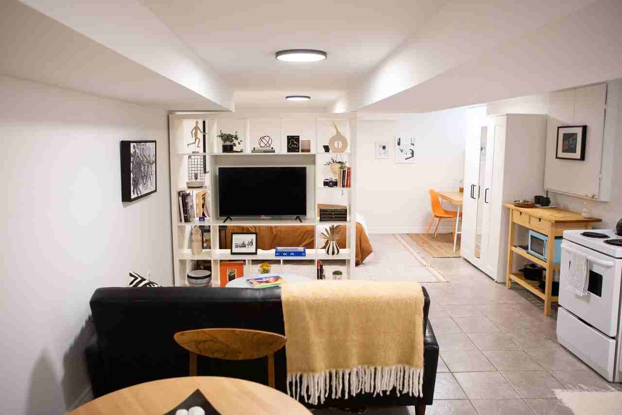 57 Boon Avenue - Photo 5 of 23